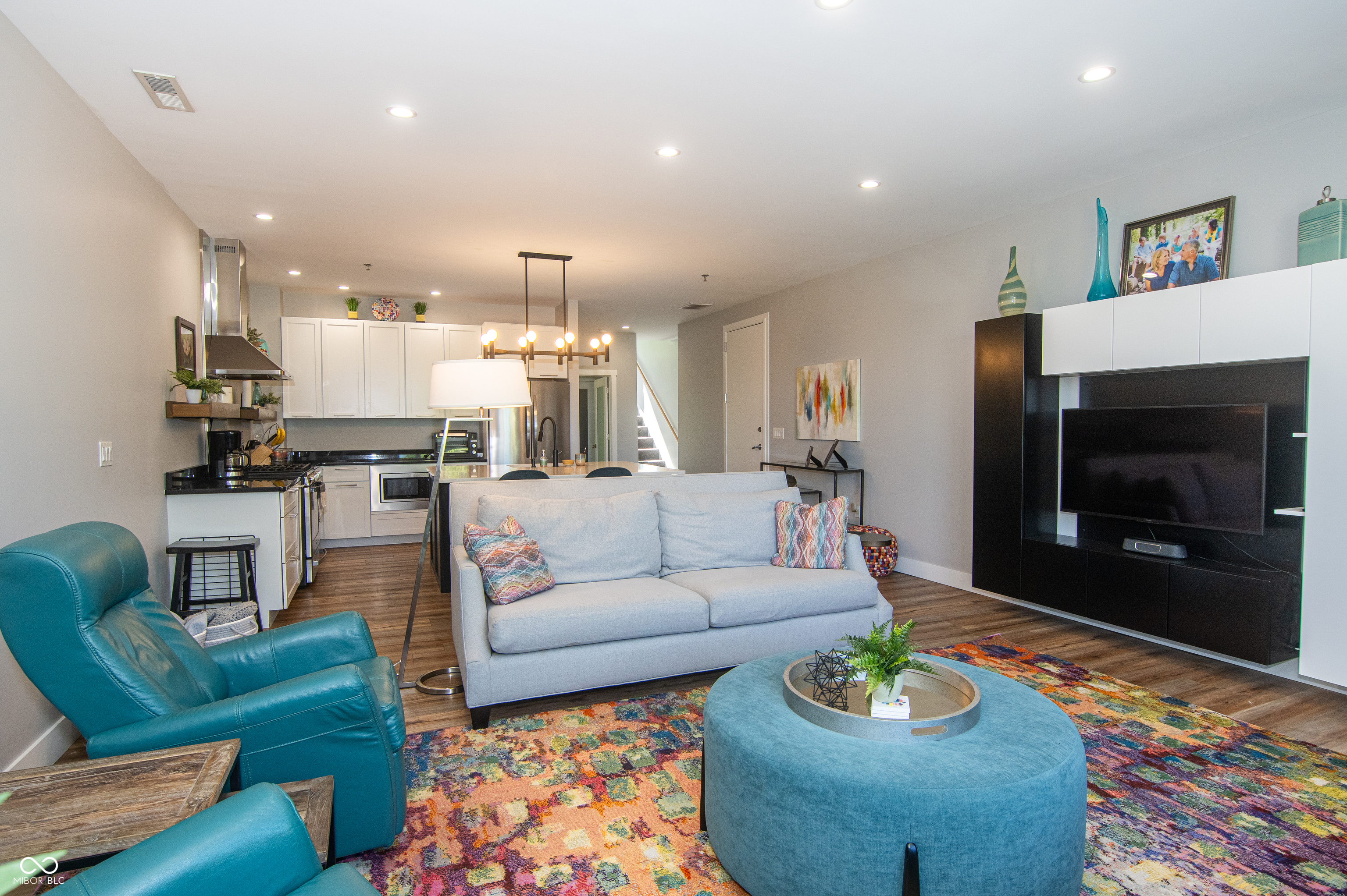 1014 Jackson Street Columbus, IN 47201 - Photo 7 of 59