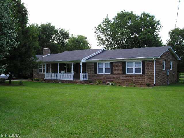 5518 Murphy Road Summerfield, NC 27358 - Photo 1 of 7 Exterior Front. Brick ranch in Summerfield!