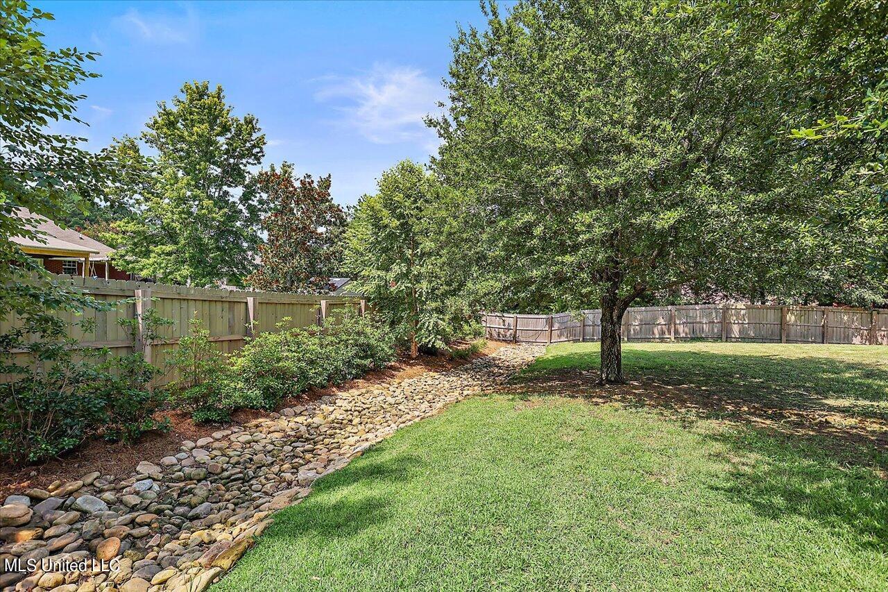 227 North Ridge Drive Madison, MS 39110 - Photo 7 of 32 30-227 N Ridge Dr
