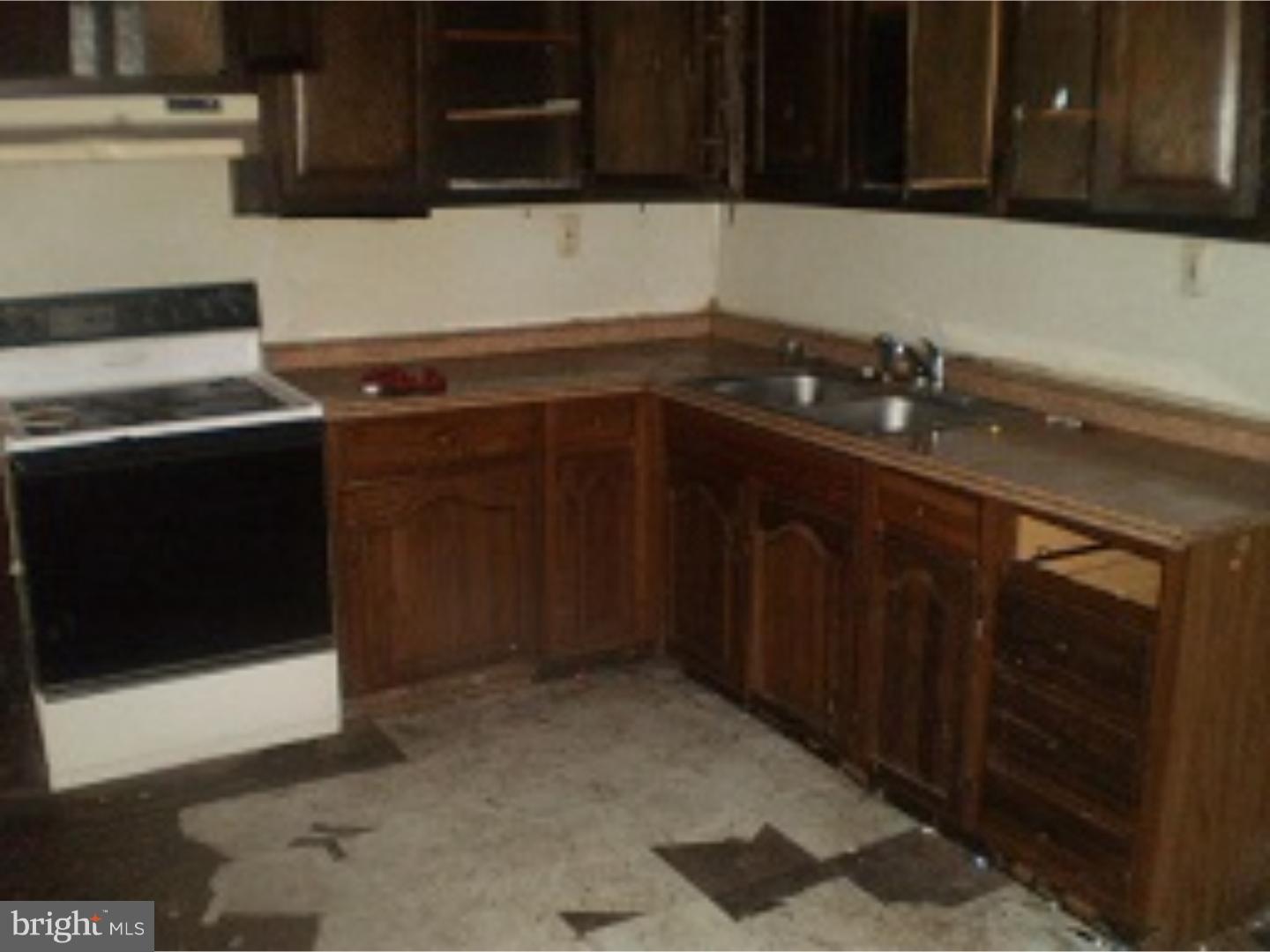494-496 Parkview Road Reading, PA 19606 - Photo 3 of 13 Gallery Image 3