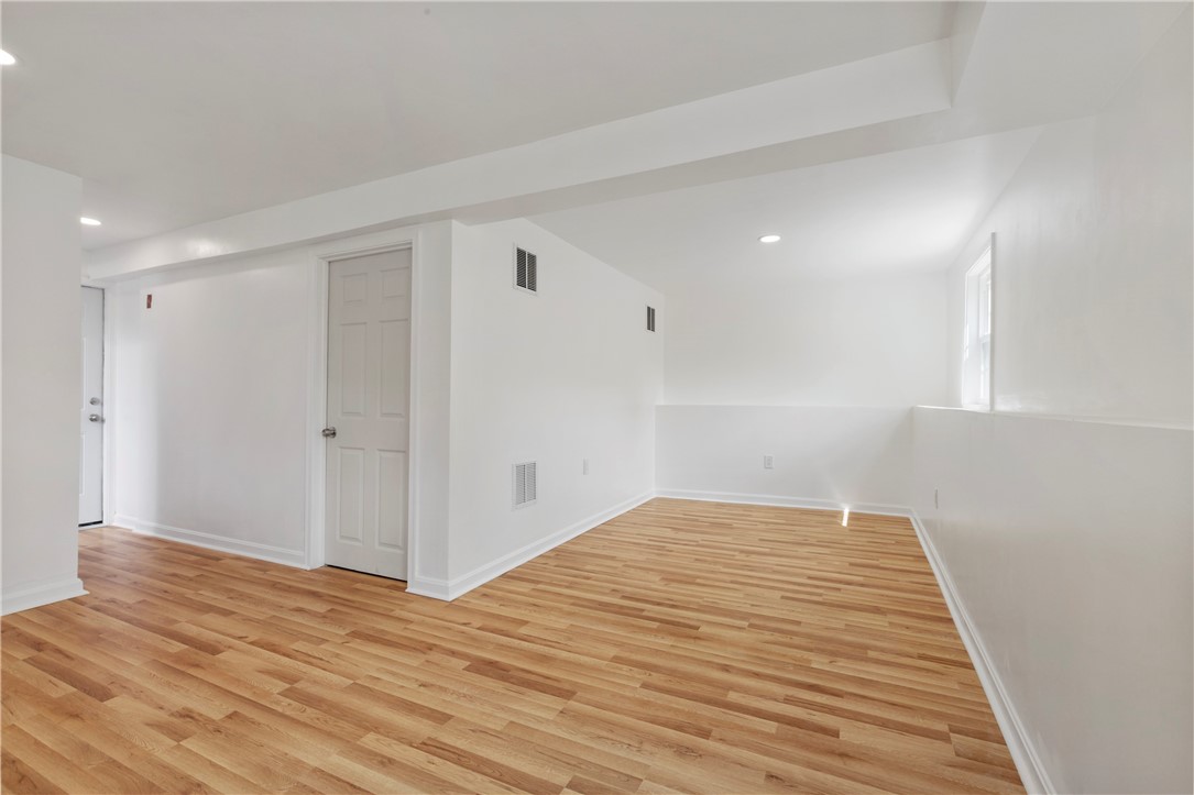 25 Overhill Road Warren, RI 02885 - Photo 20 of 22