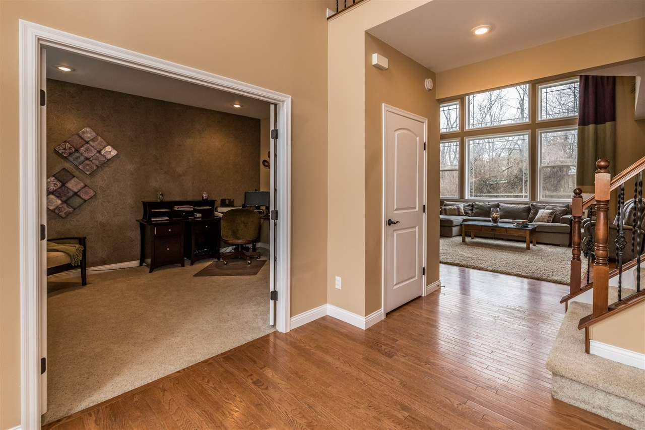 868 Sandstone Ridge Cold Spring, KY 41076 - Photo 3 of 26 Gallery Image 3