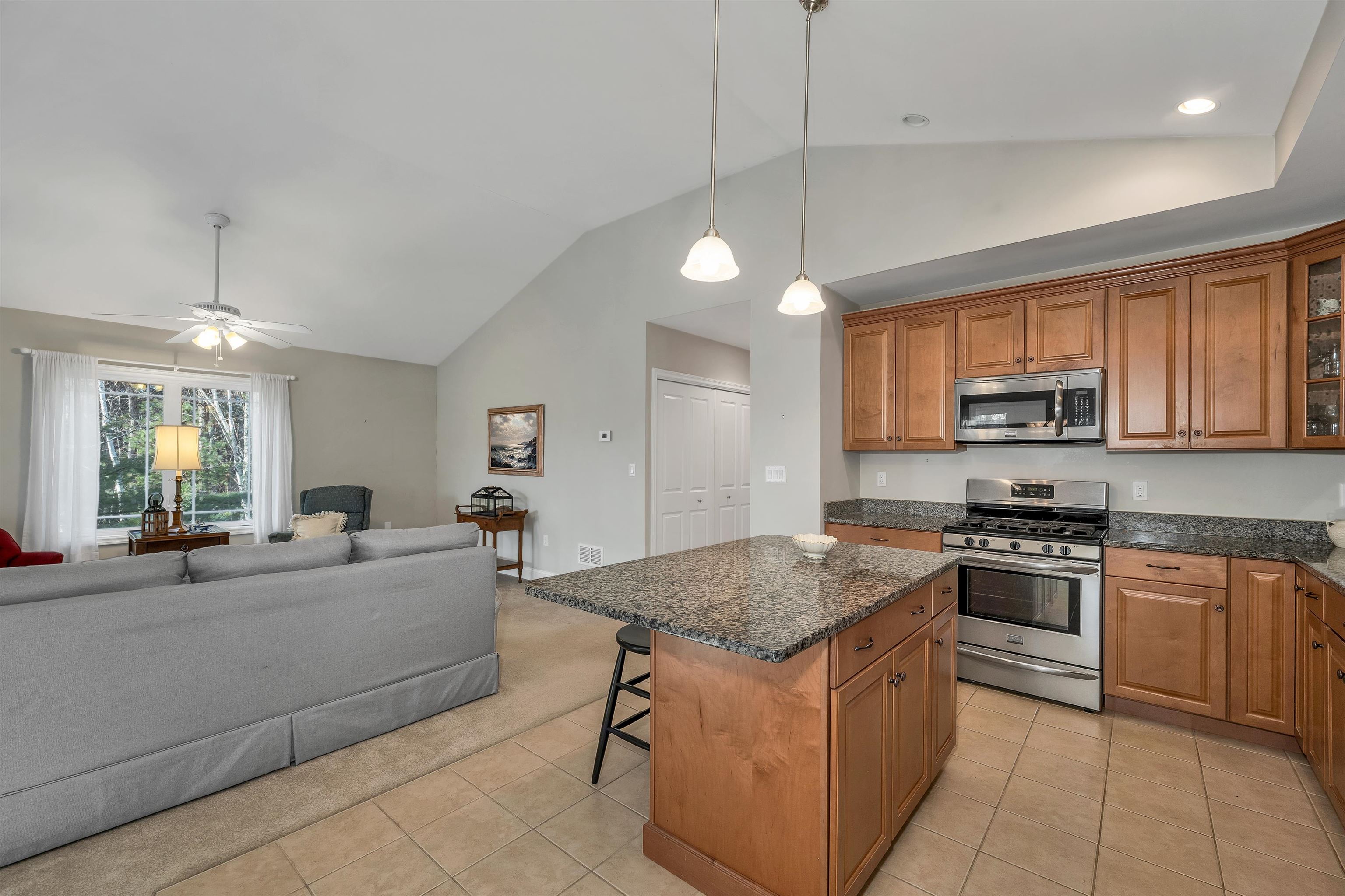 3 Evergreen Way, Unit END Windham, NH 03087 - Photo 19 of 47