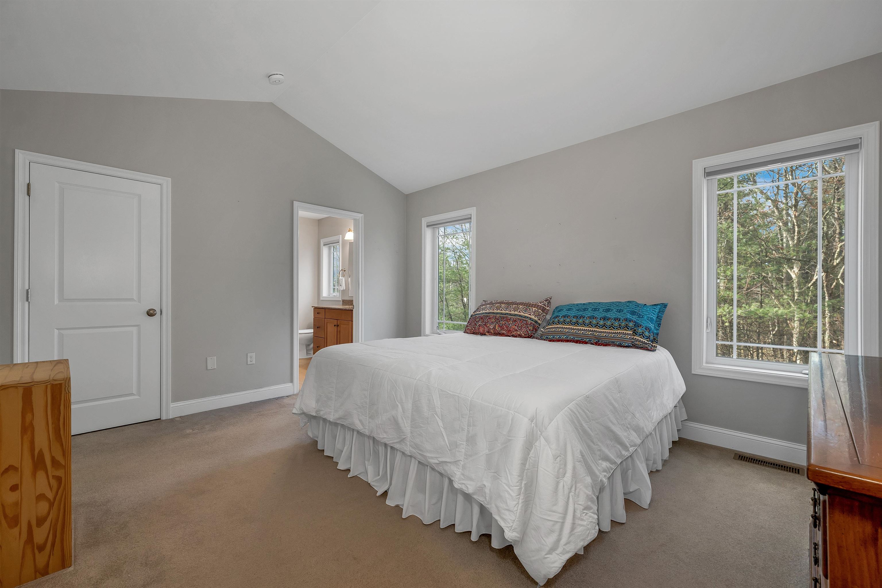 3 Evergreen Way, Unit END Windham, NH 03087 - Photo 35 of 47