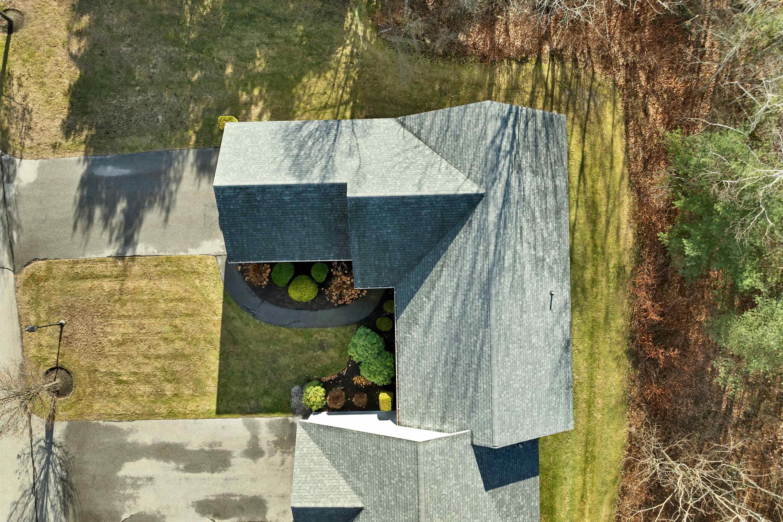 3 Evergreen Way, Unit END Windham, NH 03087 - Photo 6 of 47