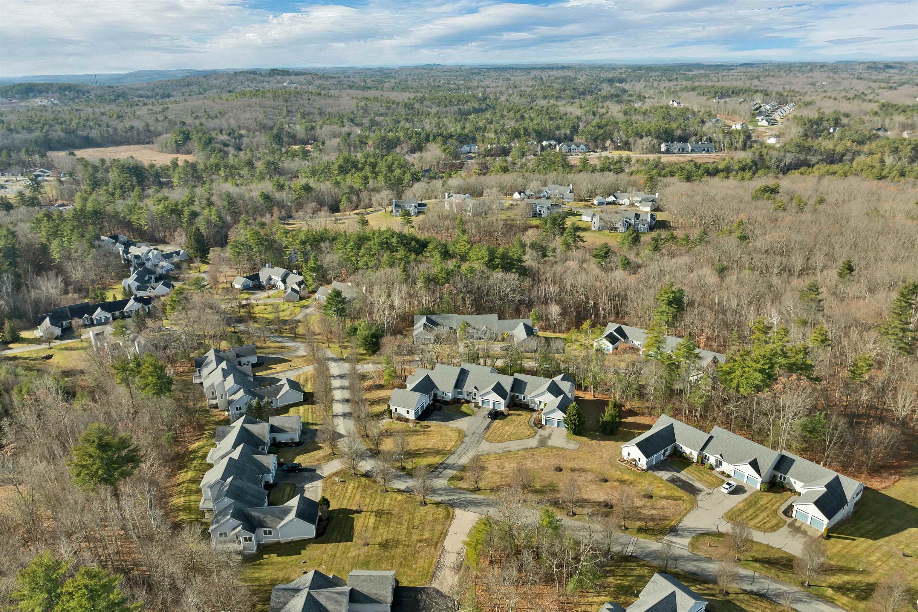 3 Evergreen Way, Unit END Windham, NH 03087 - Photo 8 of 47