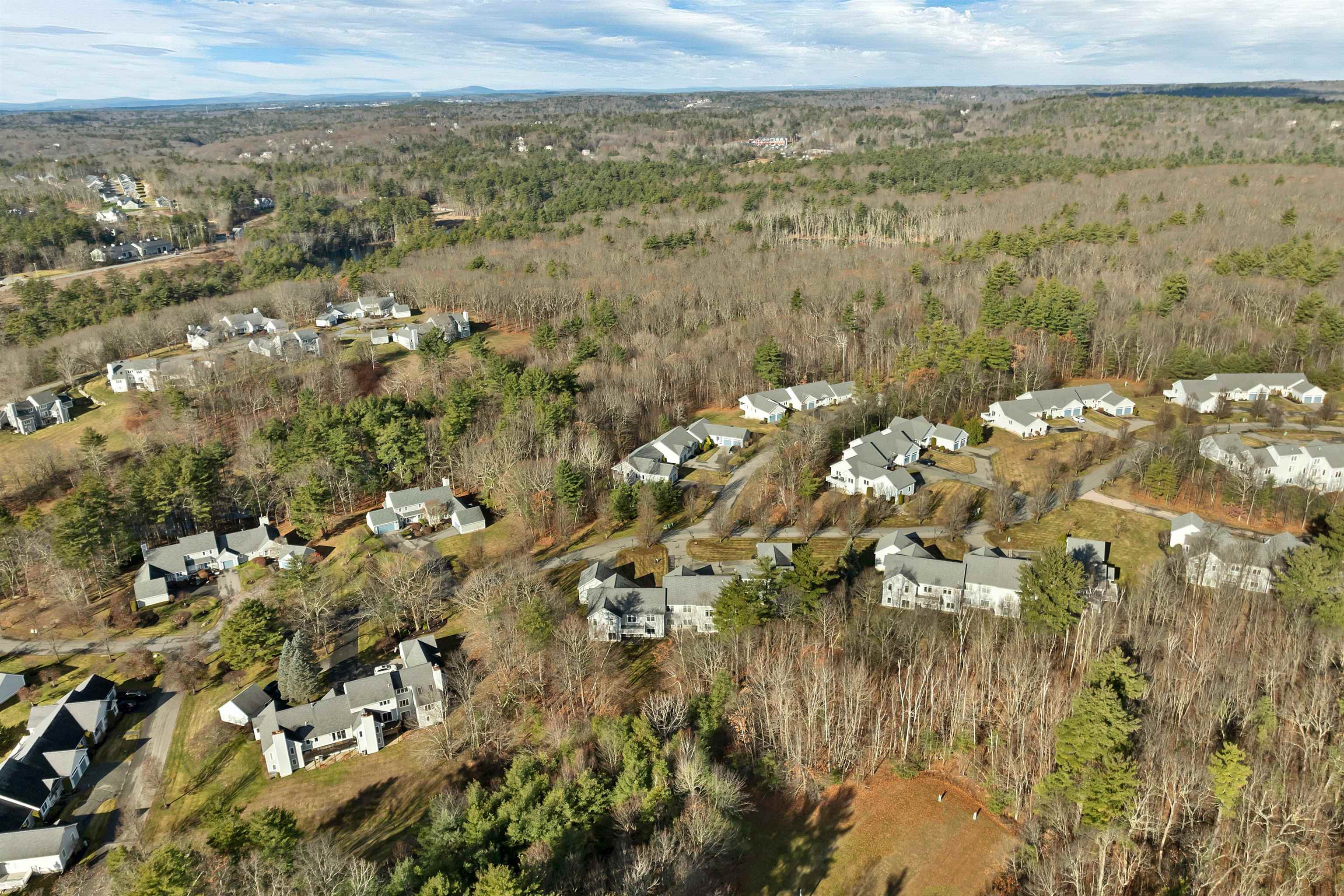 3 Evergreen Way, Unit END Windham, NH 03087 - Photo 9 of 47