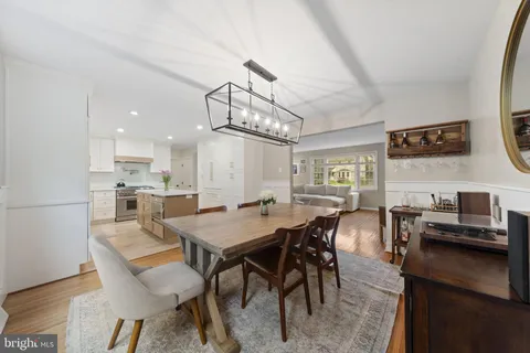 $1,050,000 | 161 Rolling Road, Bala Cynwyd, PA 19004
