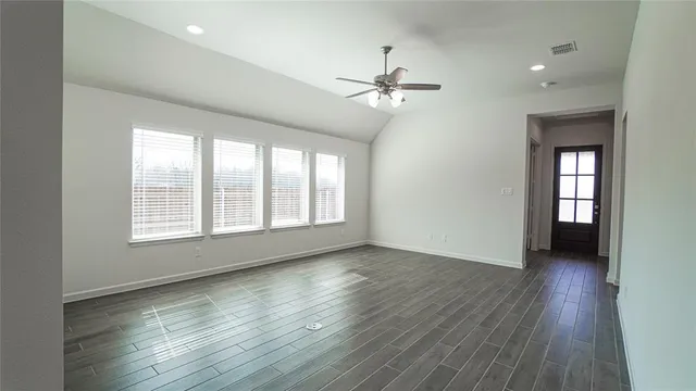 $2,550 | 6104 Vester Trail, Fate, TX 75087