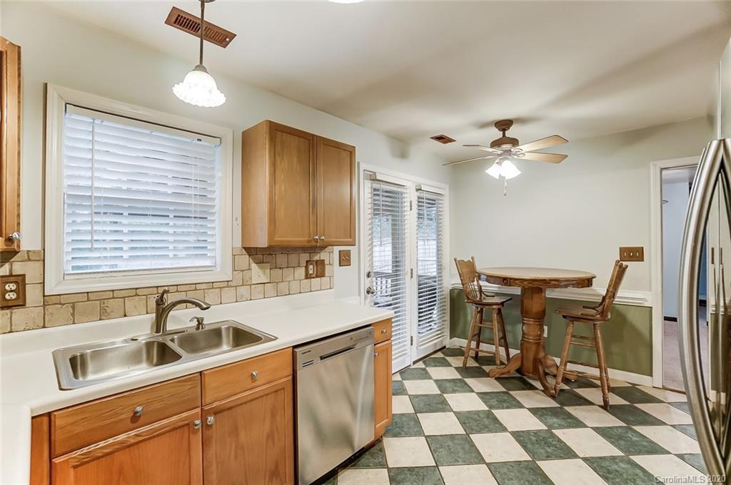 1574 Daybreak Ridge Road Kannapolis, NC 28081 - Photo 11 of 48 Gallery Image 11
