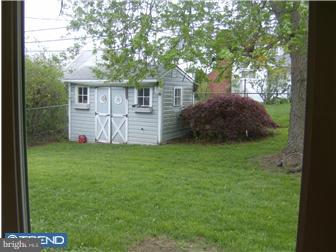 43 Crystal Road Levittown, PA 19057 - Photo 12 of 12 Exterior Back