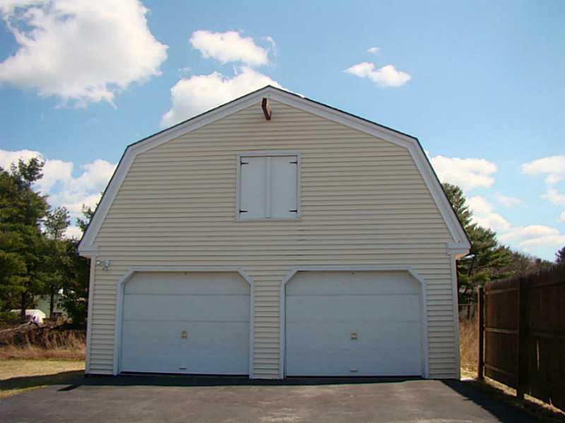 120 Webb Street Portland, ME 04102 - Photo 3 of 12 Garage.