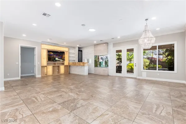 $10,000 | 2960 American River Lane, Las Vegas, NV 89135