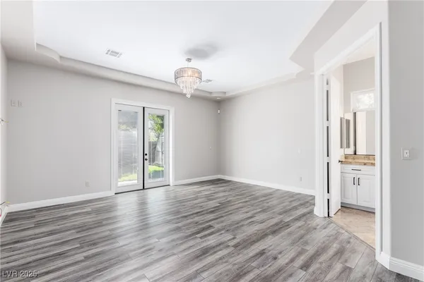 $10,000 | 2960 American River Lane, Las Vegas, NV 89135