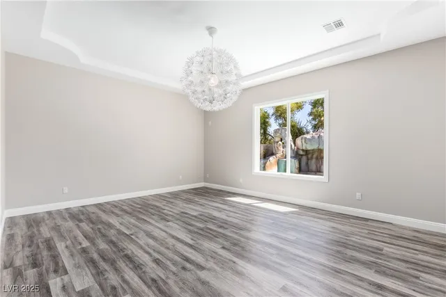 $10,000 | 2960 American River Lane, Las Vegas, NV 89135