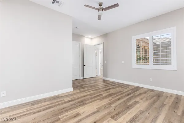 $10,000 | 2960 American River Lane, Las Vegas, NV 89135