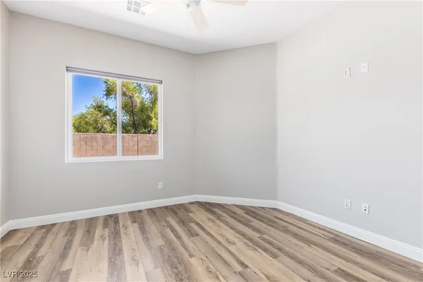 $10,000 | 2960 American River Lane, Las Vegas, NV 89135