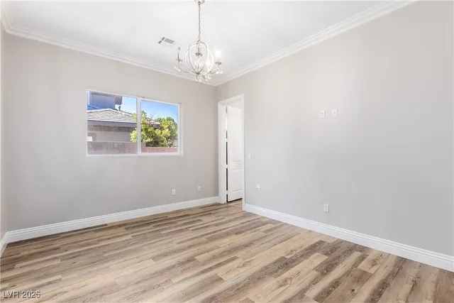 $10,000 | 2960 American River Lane, Las Vegas, NV 89135