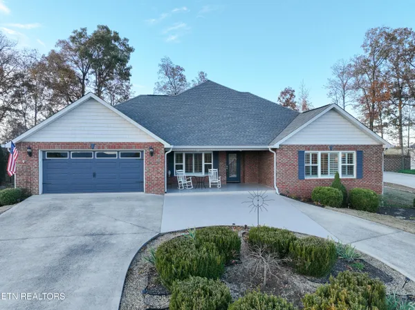 $632,500 | 1131 Houston Springs Road, Greenback, TN 37742