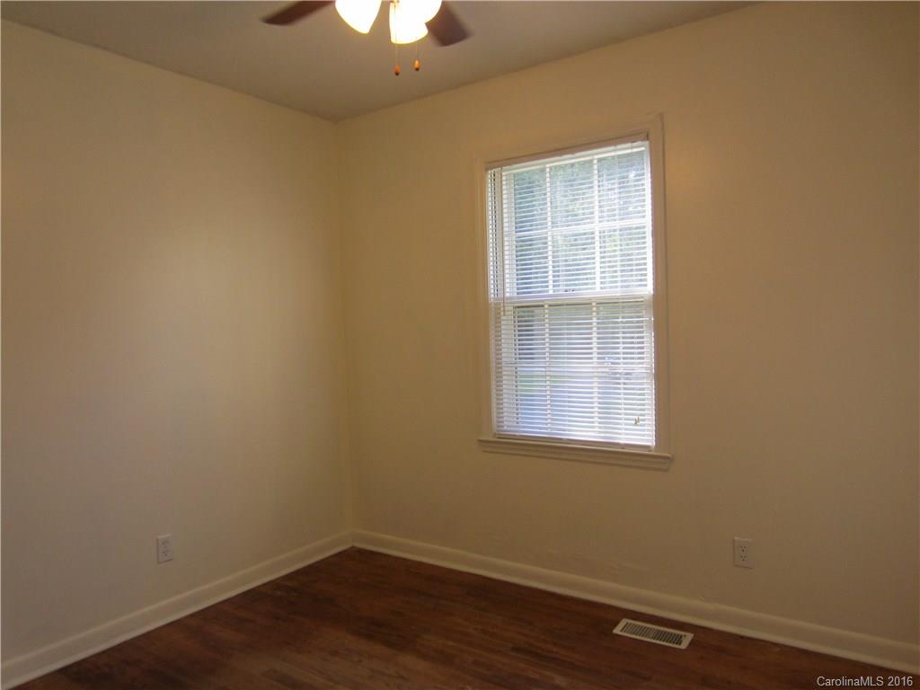 715 Hall Spencer Road Catawba, SC 29704 - Photo 5 of 10