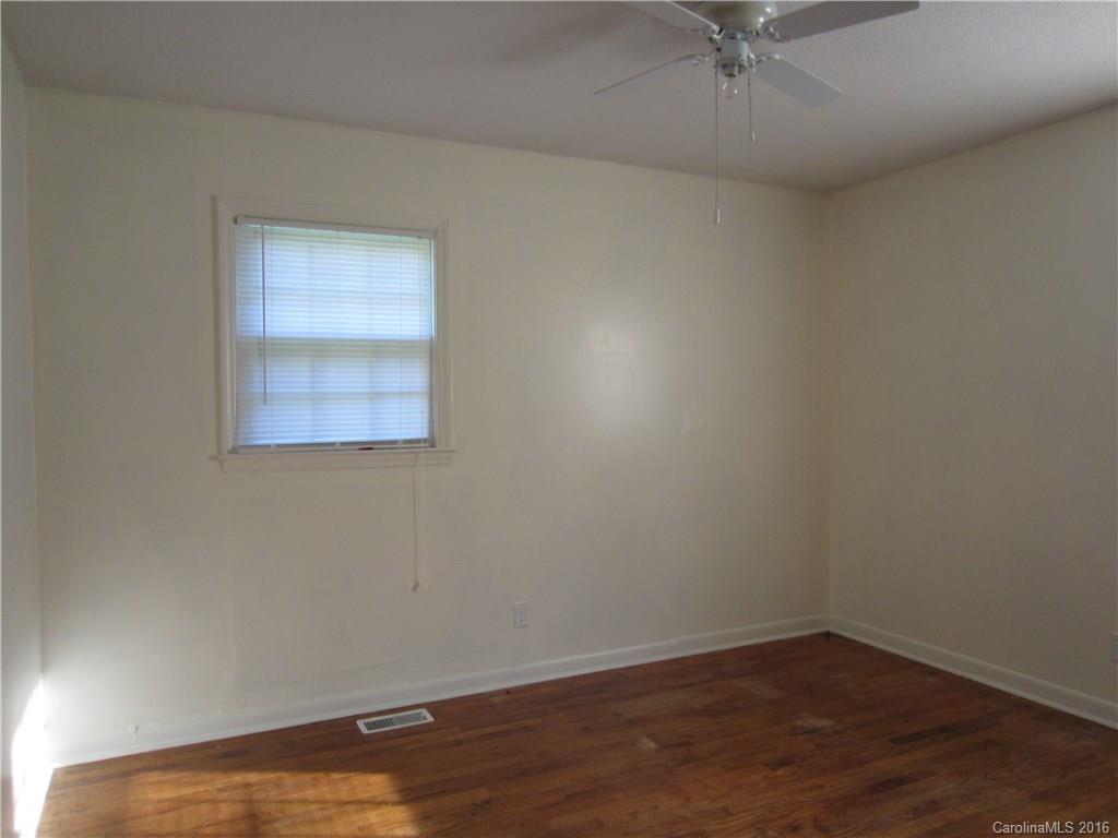 715 Hall Spencer Road Catawba, SC 29704 - Photo 7 of 10