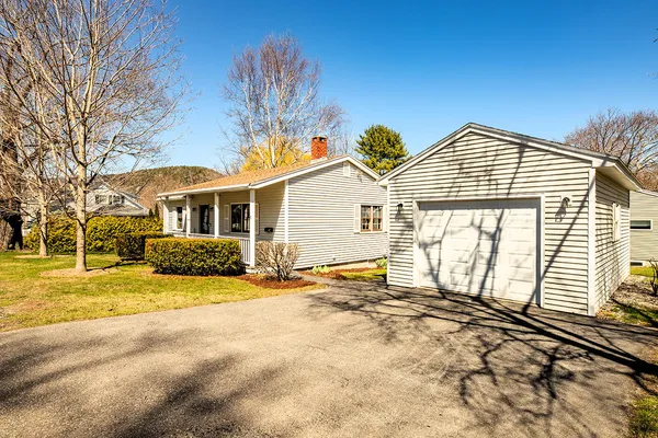 $375,000 | 5 Rawson Avenue, Camden, ME 04843