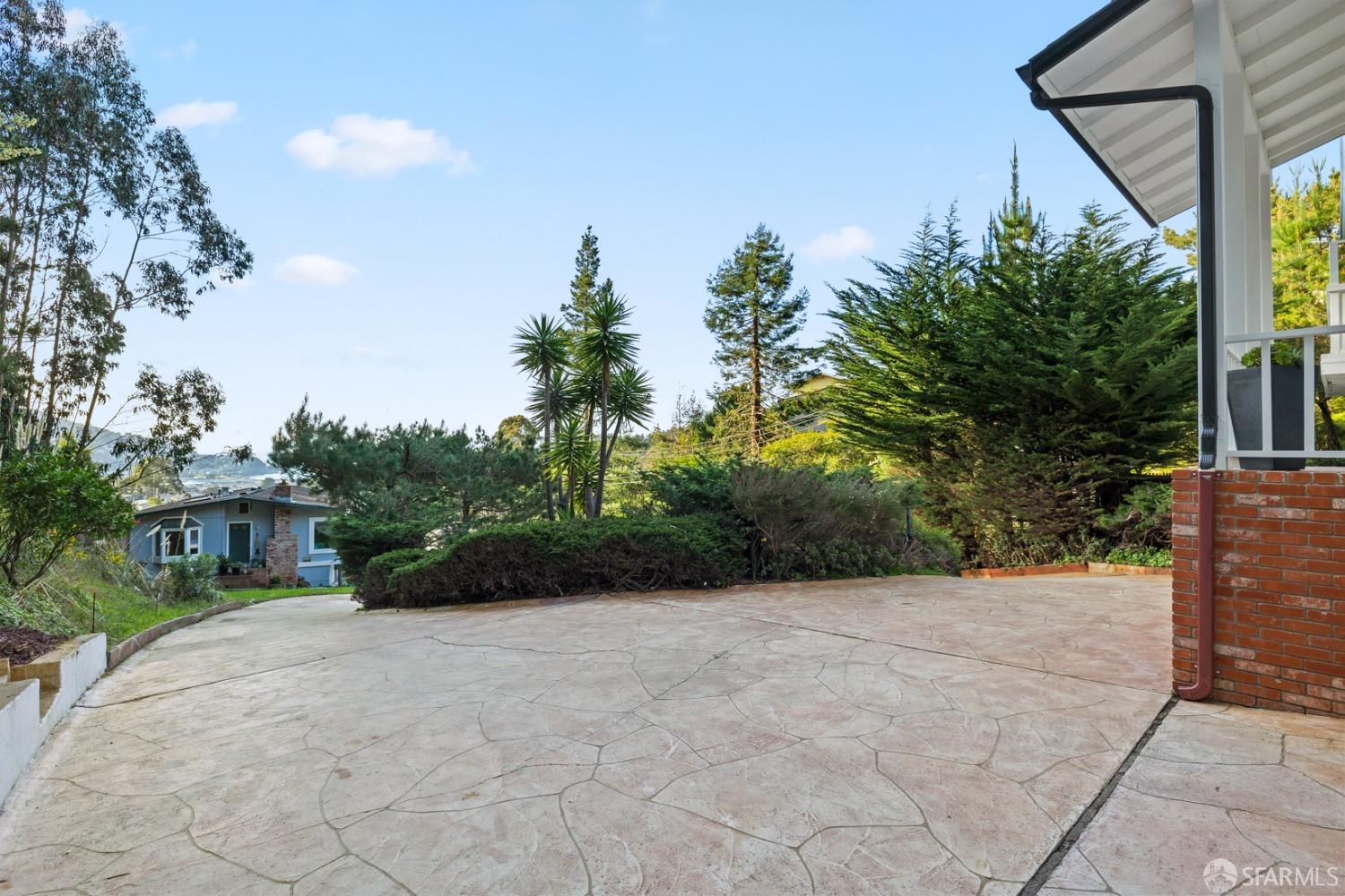 1120 Barcelona Drive Pacifica, CA 94044 - Photo 19 of 30