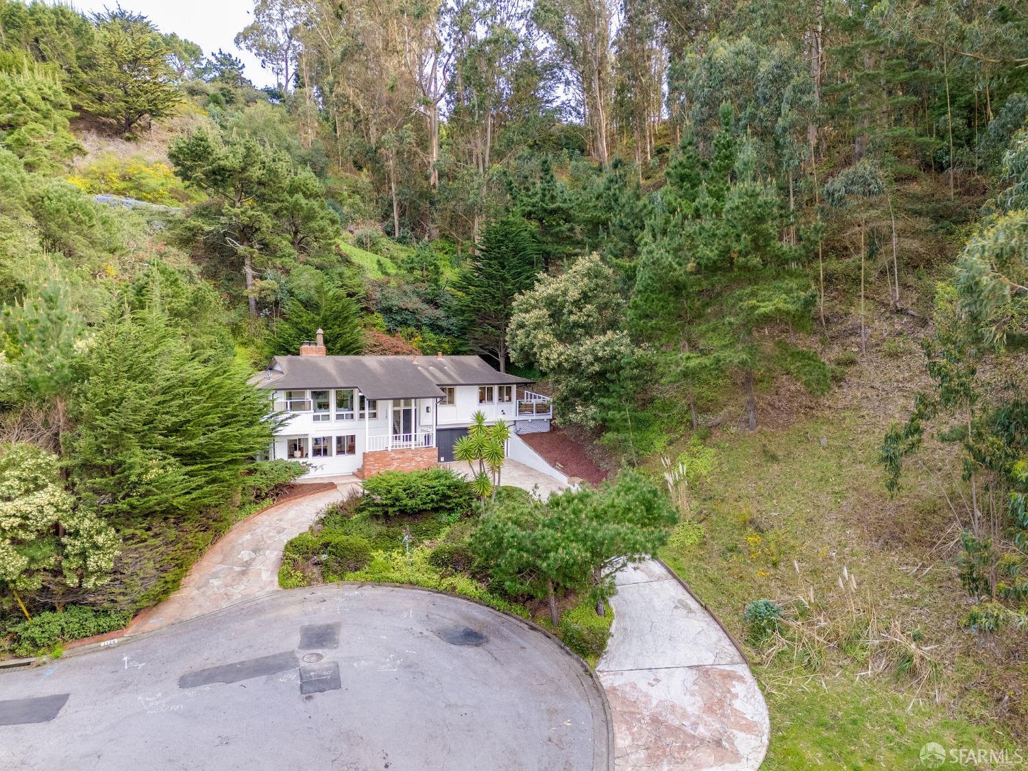 1120 Barcelona Drive Pacifica, CA 94044 - Photo 27 of 30