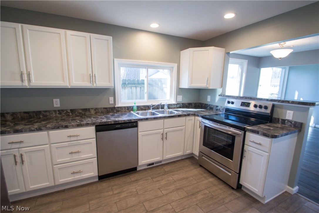 7584 Southland Road Mentor-on-the-Lake, OH 44060 - Photo 5 of 15