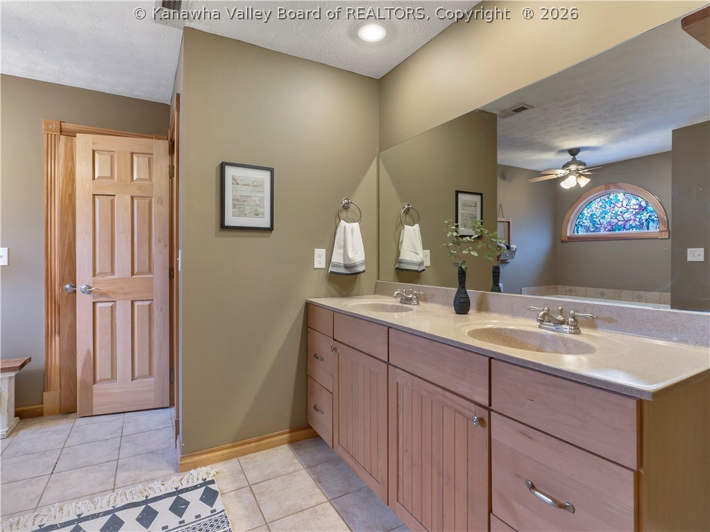 431 Woodberry Way Winfield, WV 25213 - Photo 32 of 39 Gallery Image 32