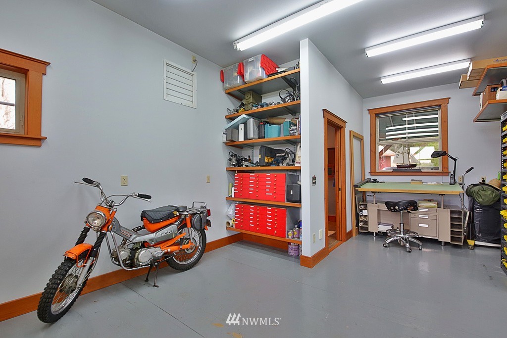 6616 Maxwelton Road Clinton, WA 98236 - Photo 17 of 25 Gallery Image 17