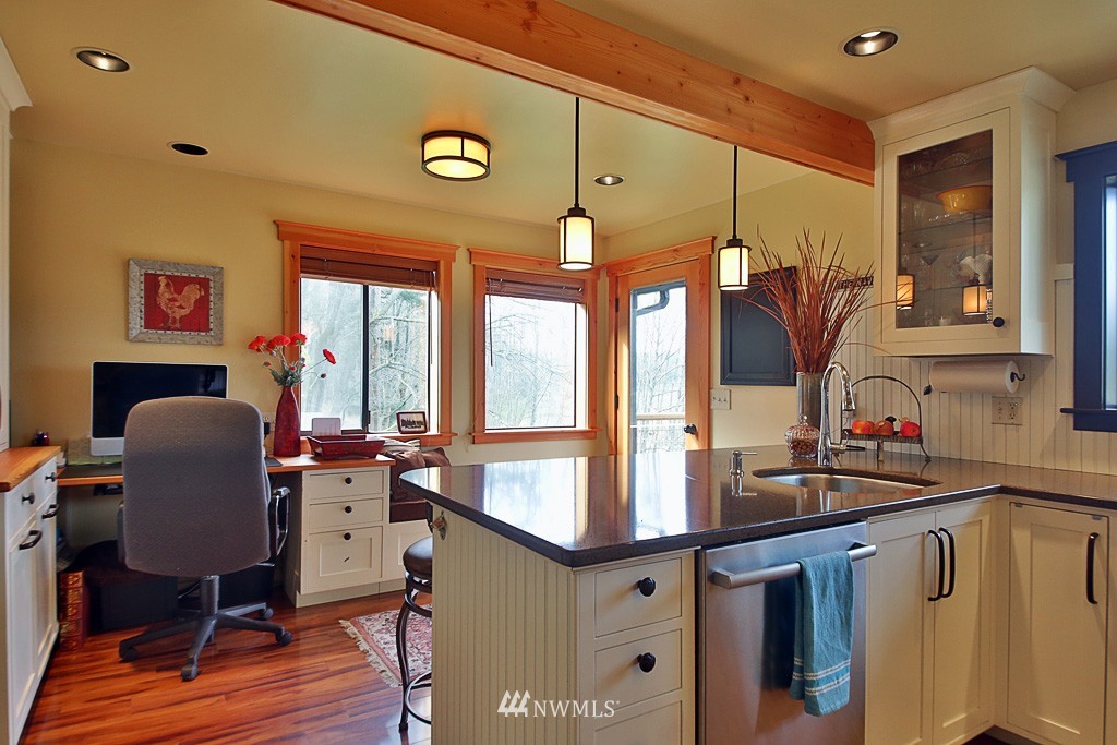 6616 Maxwelton Road Clinton, WA 98236 - Photo 23 of 25 Gallery Image 23
