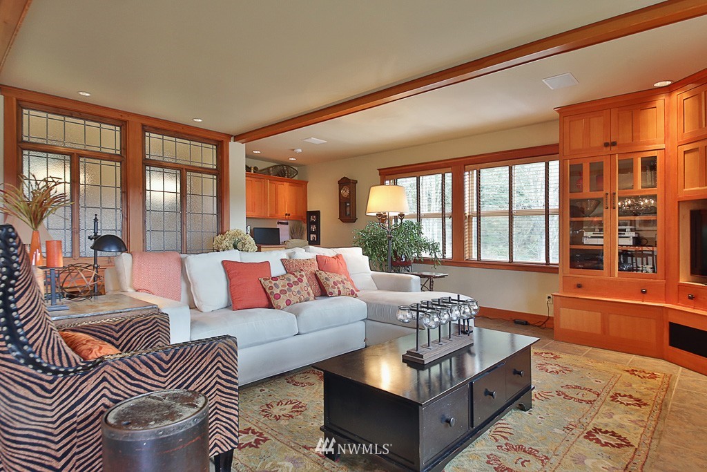 6616 Maxwelton Road Clinton, WA 98236 - Photo 5 of 25 Gallery Image 5