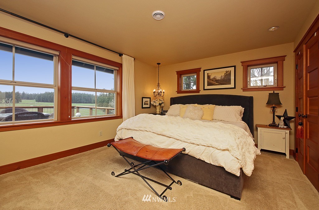 6616 Maxwelton Road Clinton, WA 98236 - Photo 10 of 25 Gallery Image 10