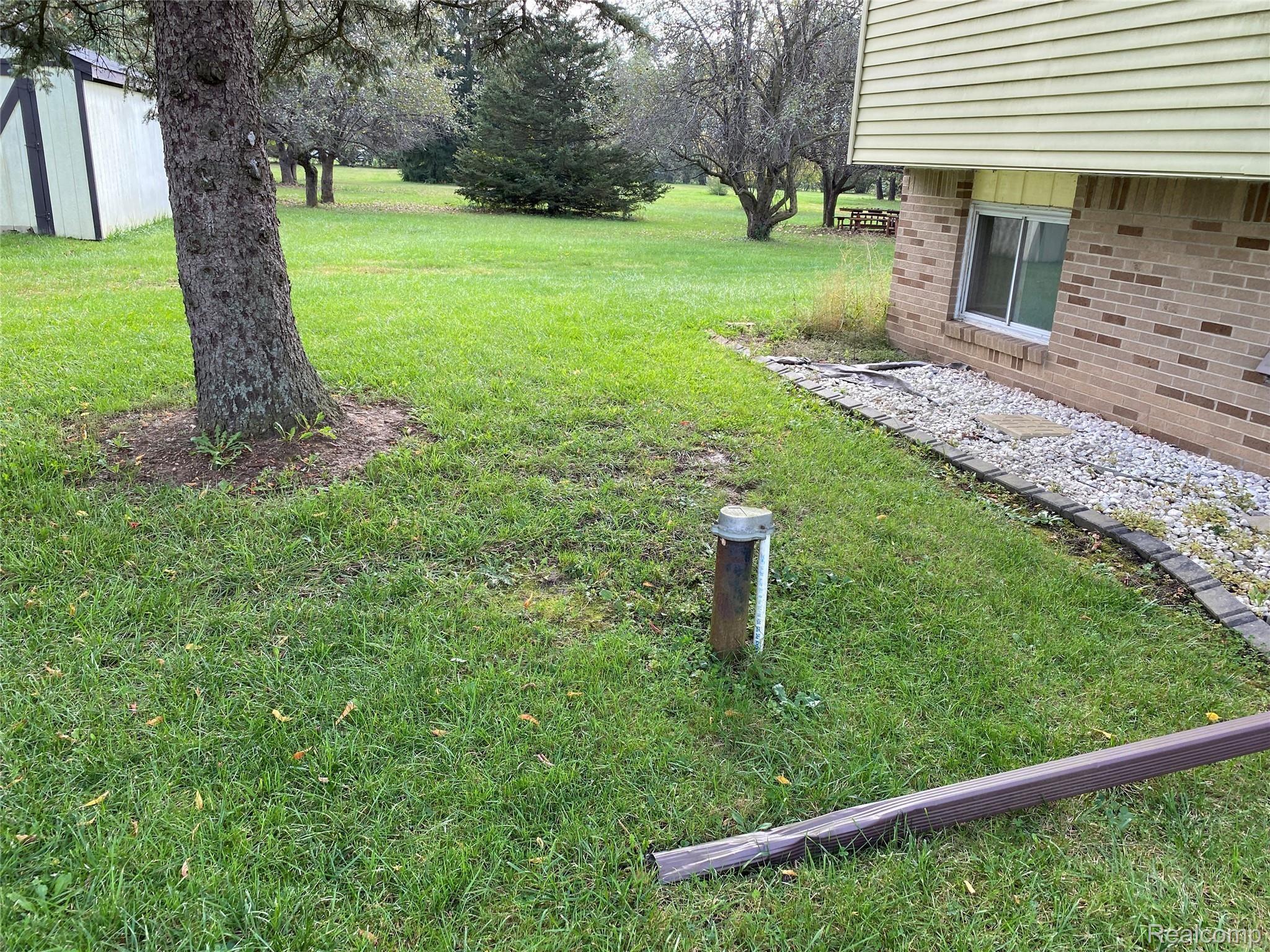 6949 Capac Road Yale, MI 48097 - Photo 29 of 31 IMG_8147.JPG