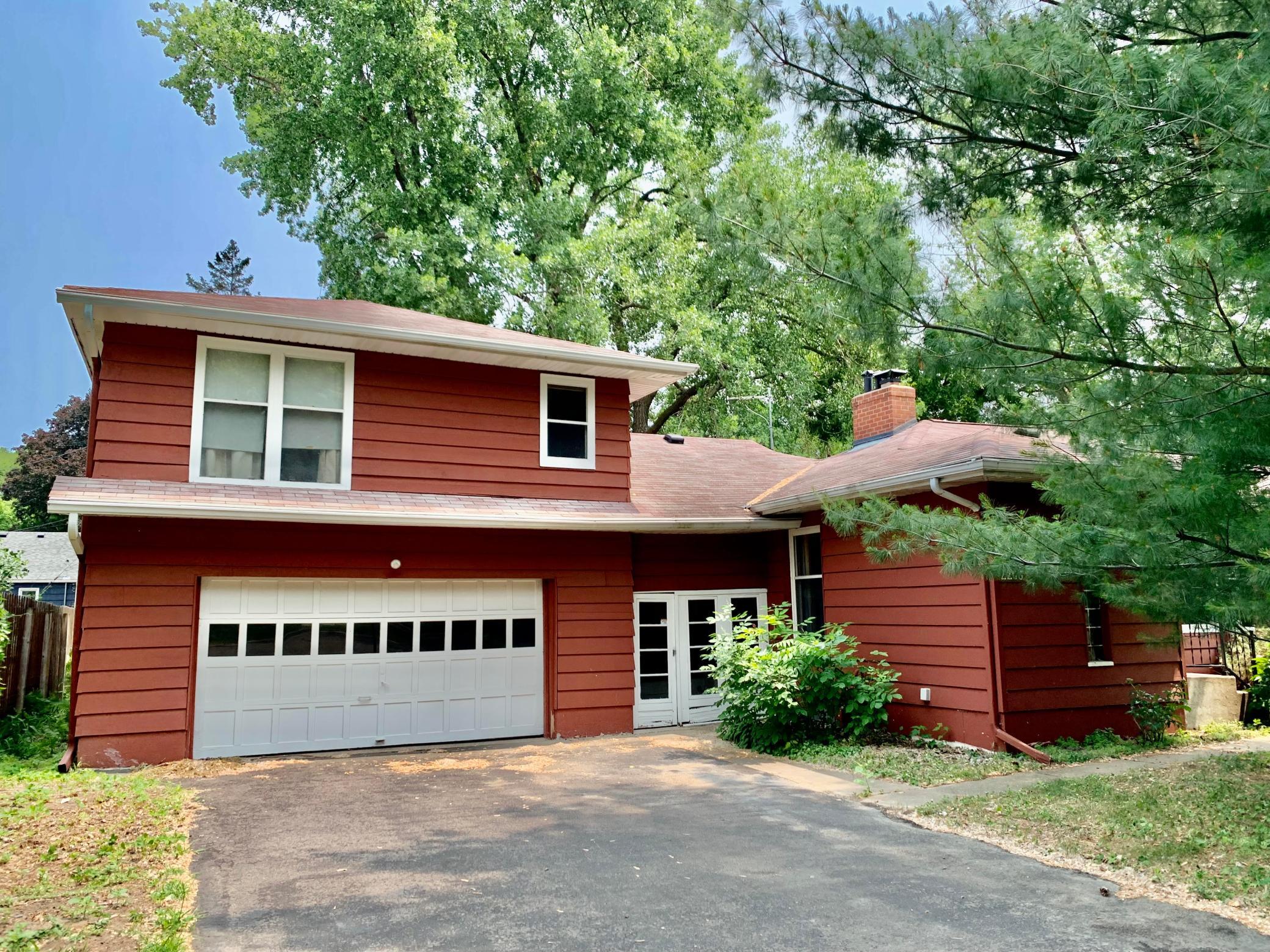 2206 Midlothian Road Roseville, MN 55113 - Photo 1 of 1