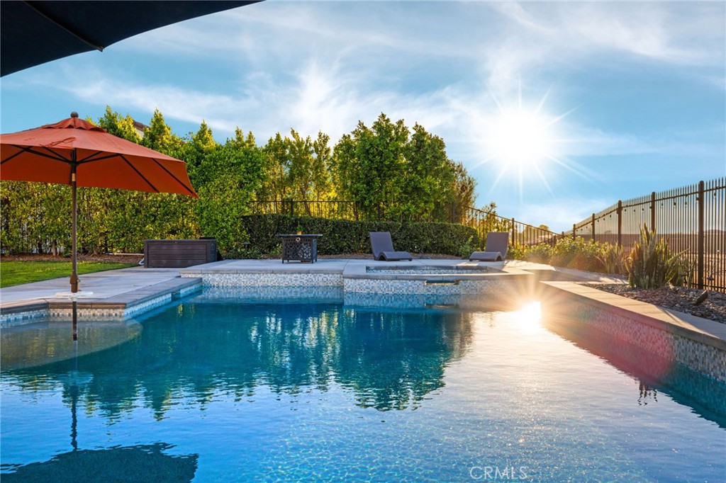 7876 Arroyo Vista Court Riverside, CA 92506 - Photo 4 of 75