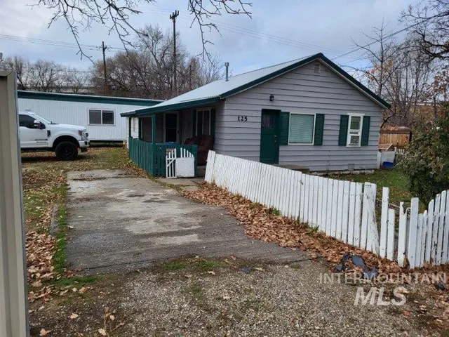 $454,990 | 125 1st Street North, Nampa, ID 83687