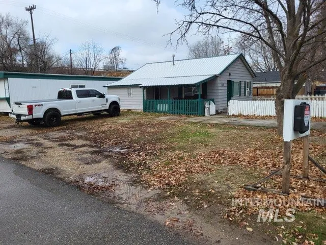 $454,990 | 125 1st Street North, Nampa, ID 83687