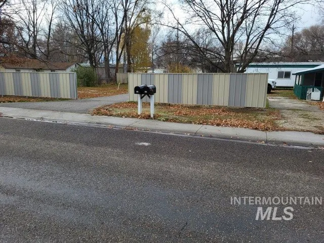 $454,990 | 125 1st Street North, Nampa, ID 83687