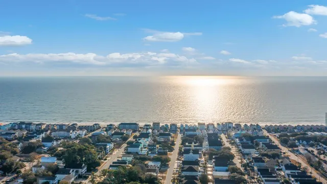 $469,900 | 329 15th Avenue South, Surfside Beach, SC 29575