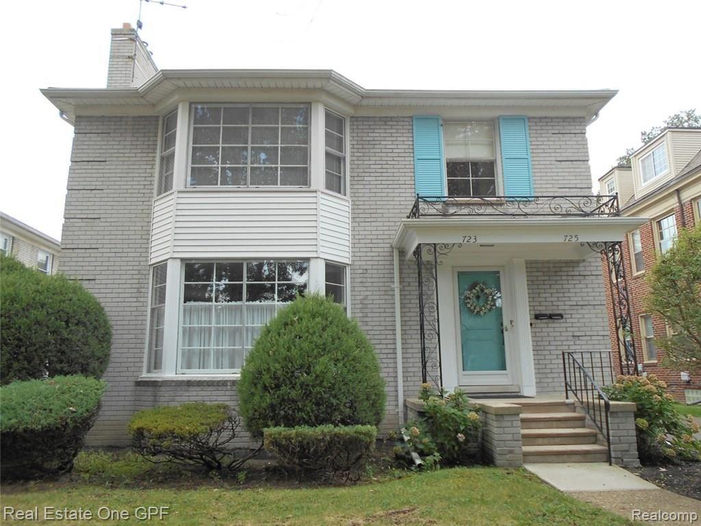 725 Harcourt Road Grosse Pointe, MI 48230 - Photo 1 of 28