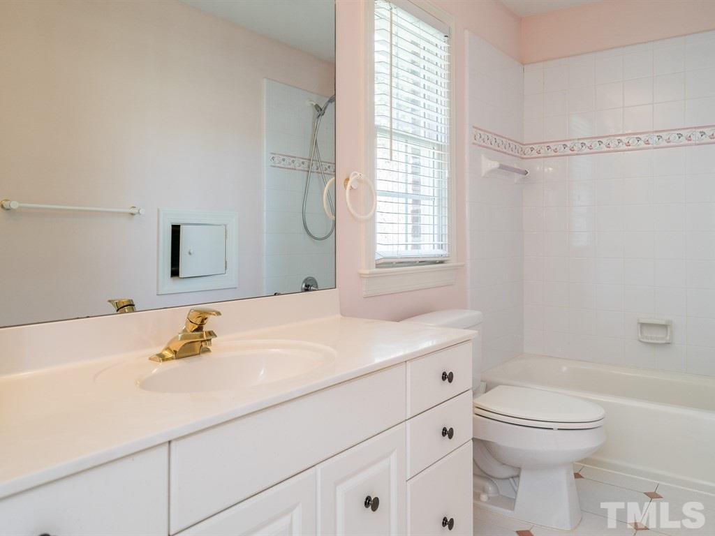 5208 Azure Lane Raleigh, NC 27613 - Photo 23 of 30