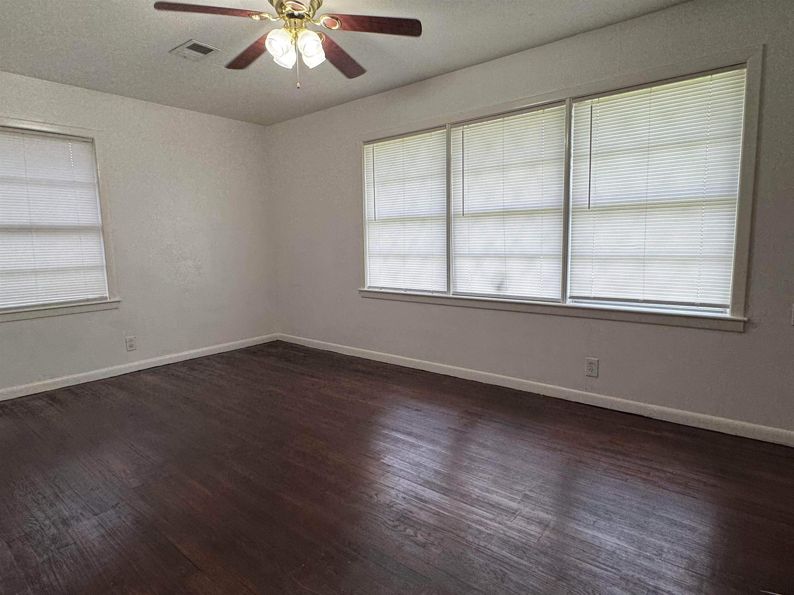 5480 Thames Drive Beaumont, TX 77708 - Photo 10 of 18