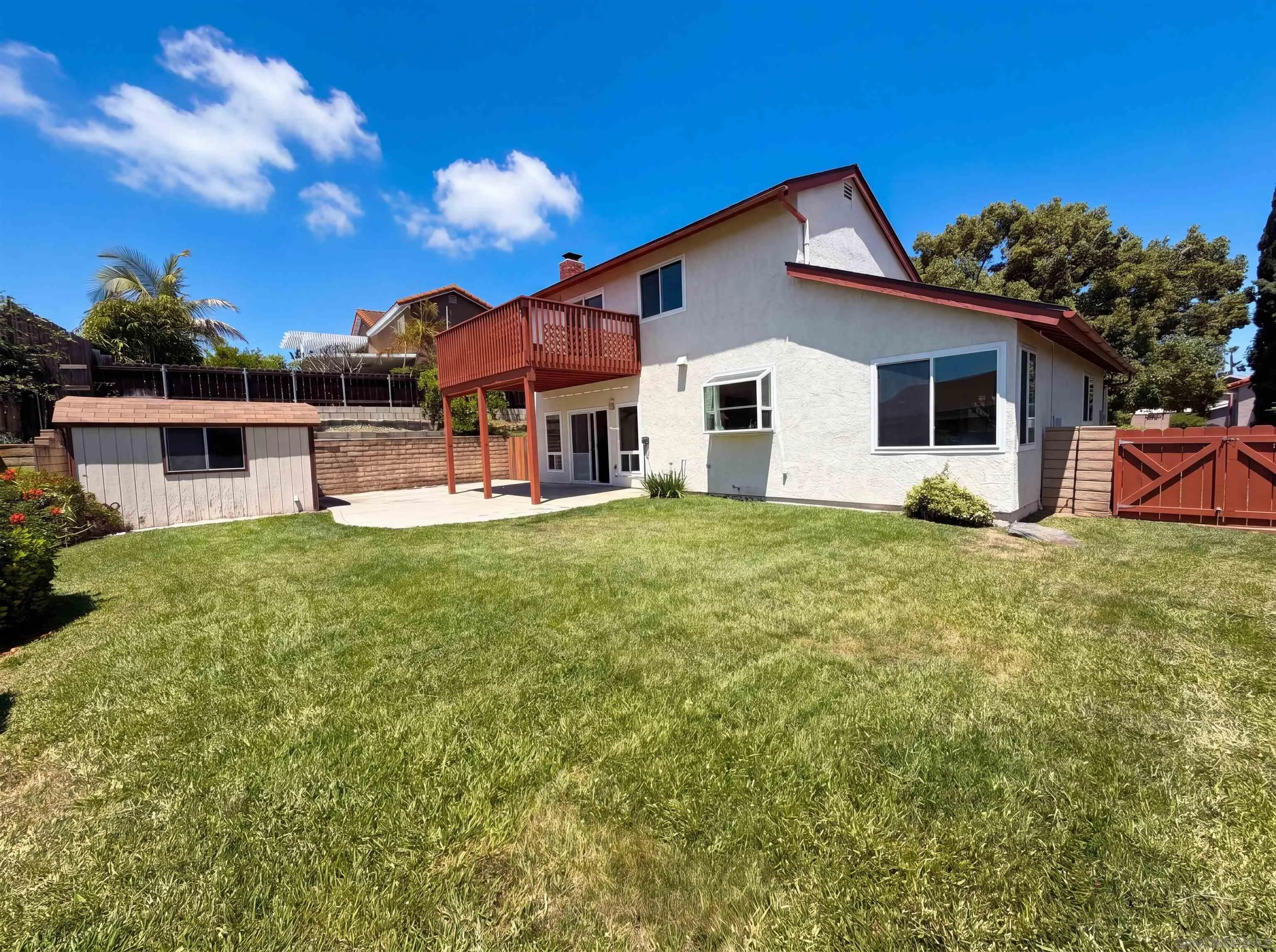 8949 Corte Pellejo Spring Valley, CA 91977 - Photo 5 of 25