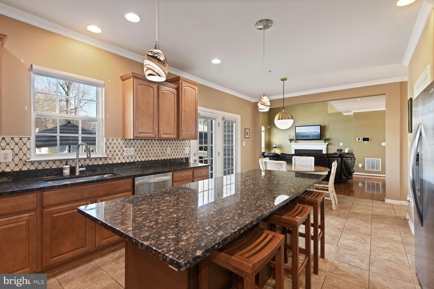 2213 Davit Court Bowie, MD 20721 - Photo 8 of 32 Flooded with light