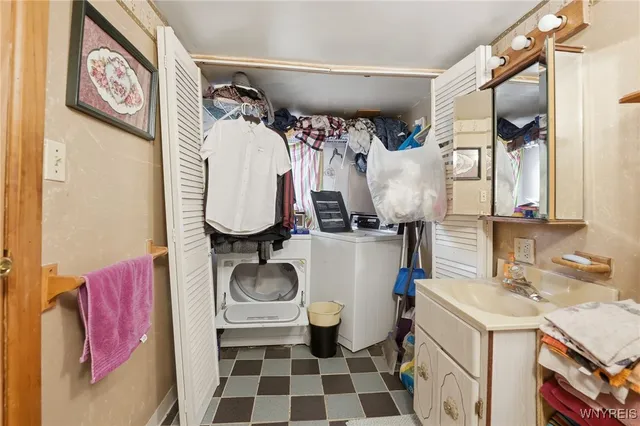 $219,000 | 45 Crane Street, Lancaster, NY 14043