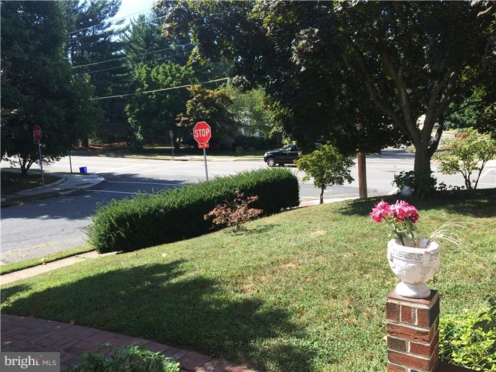 1013 Alpena Road Philadelphia, PA 19115 - Photo 23 of 23 View from Front Door