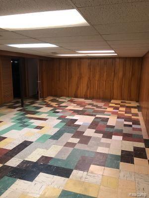 8187 Busch Street Center Line, MI 48015 - Photo 19 of 22