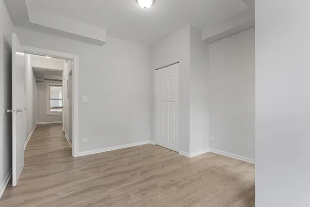 $1,447 | 7451 North Greenview Avenue, Unit 213, Chicago, IL 60626